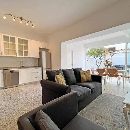 Casa Olivia With Rooftop In By Junto Ao Mar Fuzeta